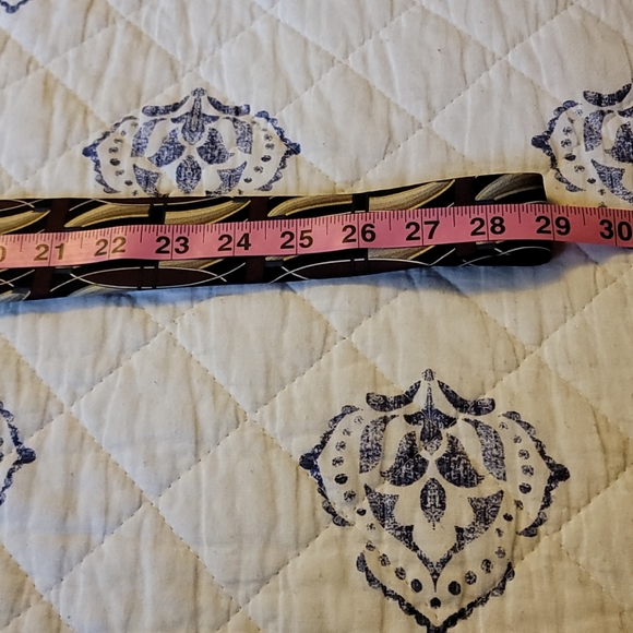 Conte Di Milano 4"x58" 100% Silk Tie - Picture 6 of 6